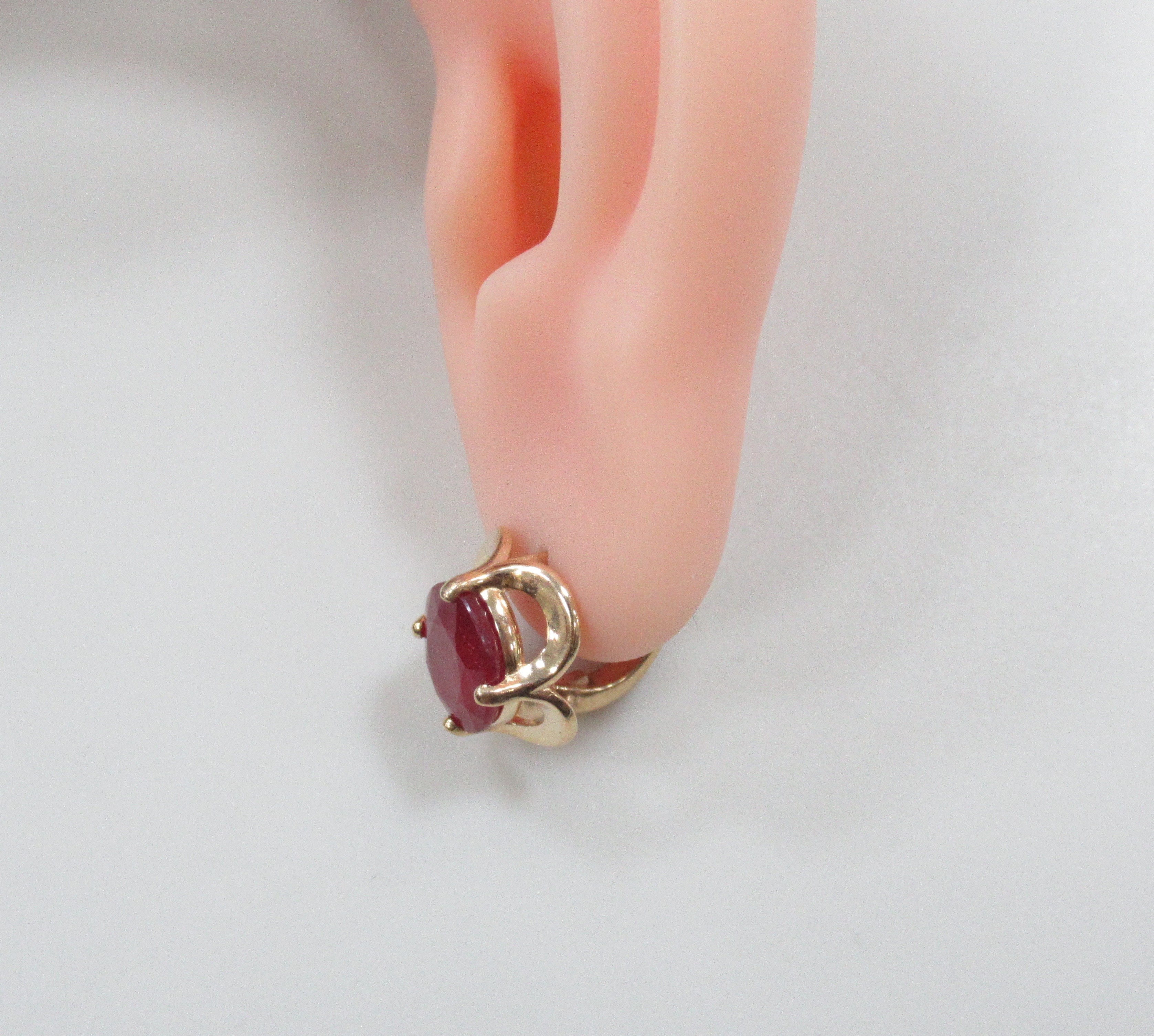 Серебряные серьги с рубинами